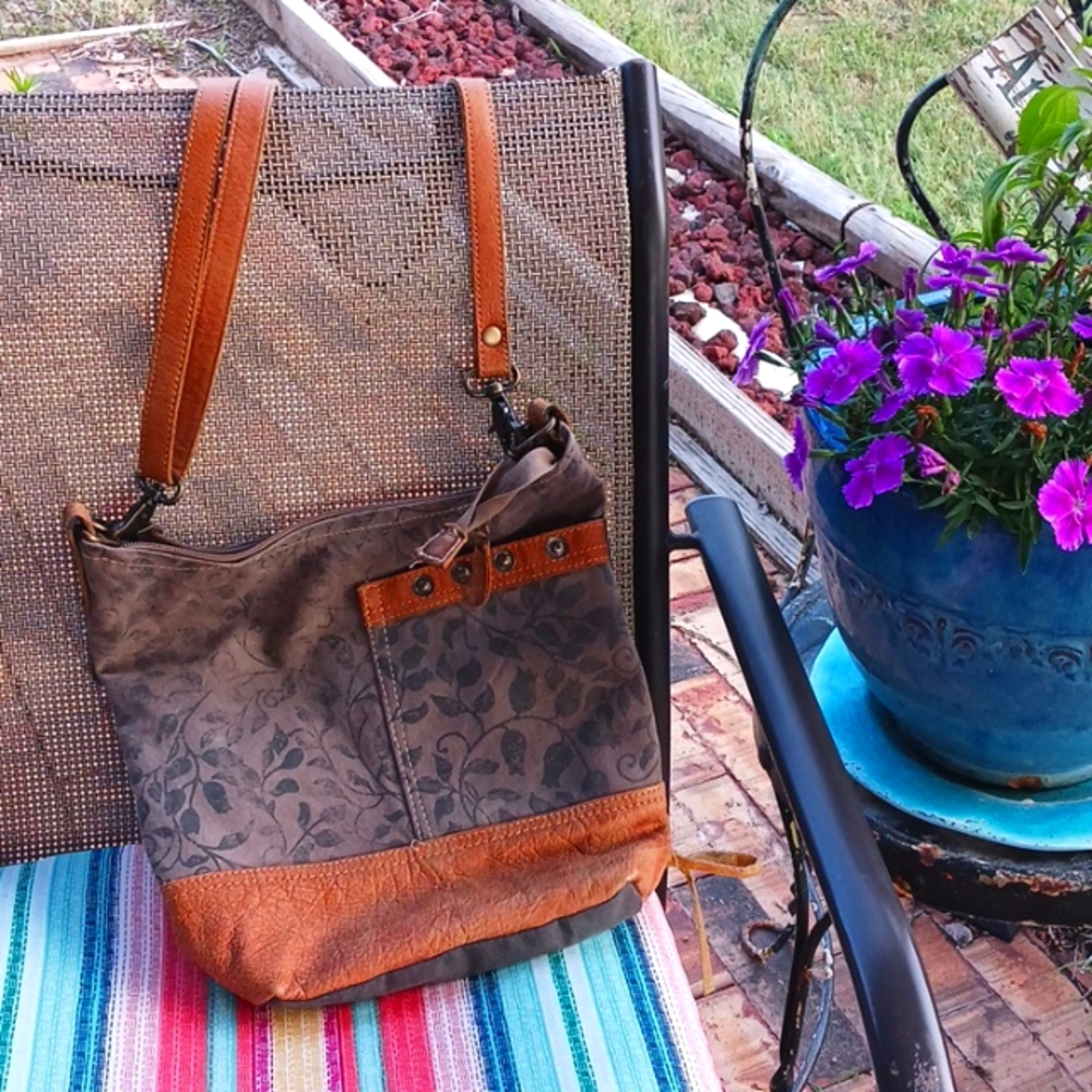 Myra bag